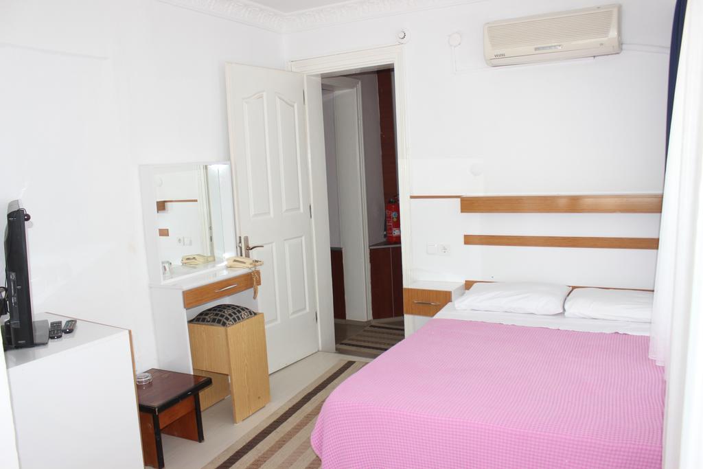 Hotel Ulke Yalova  Pokój zdjęcie